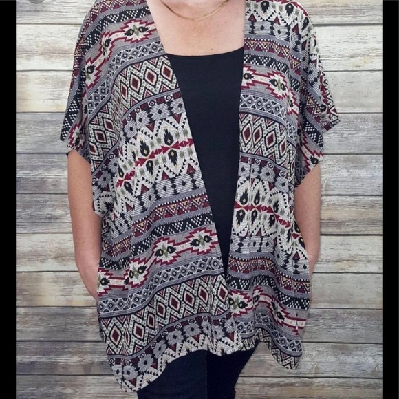 Color swatch beautiful tribal boho kimono - Picture 7 of 7